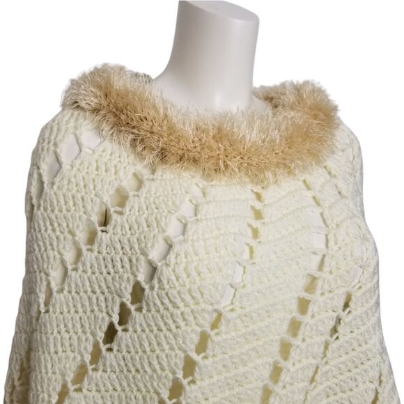 Handmade Crochet Shawl Eyelash‎ Fun Fur Trim - Picture 2 of 13